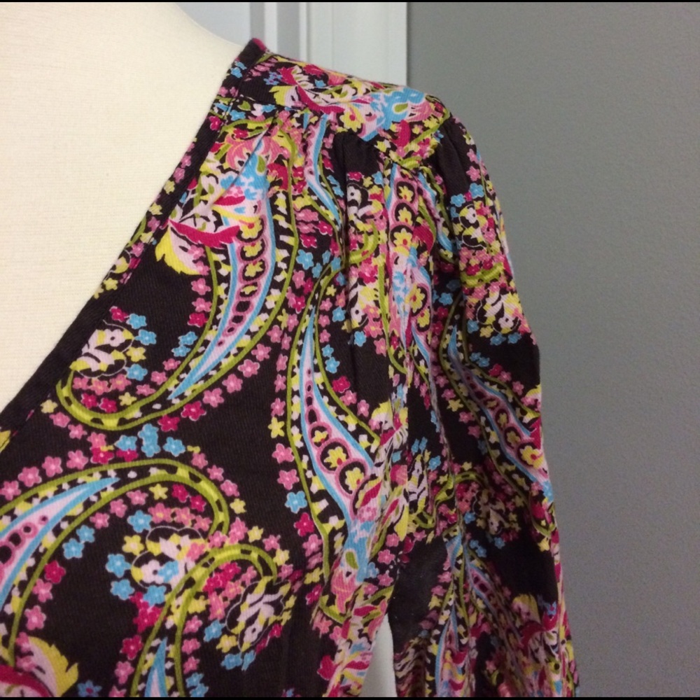 Patterned V-neck Old Navy Blouse M 100% cotton - Picture 2 of 5